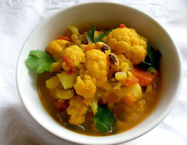 Curried Cauliflower and Black-Eyed Pea Soup
