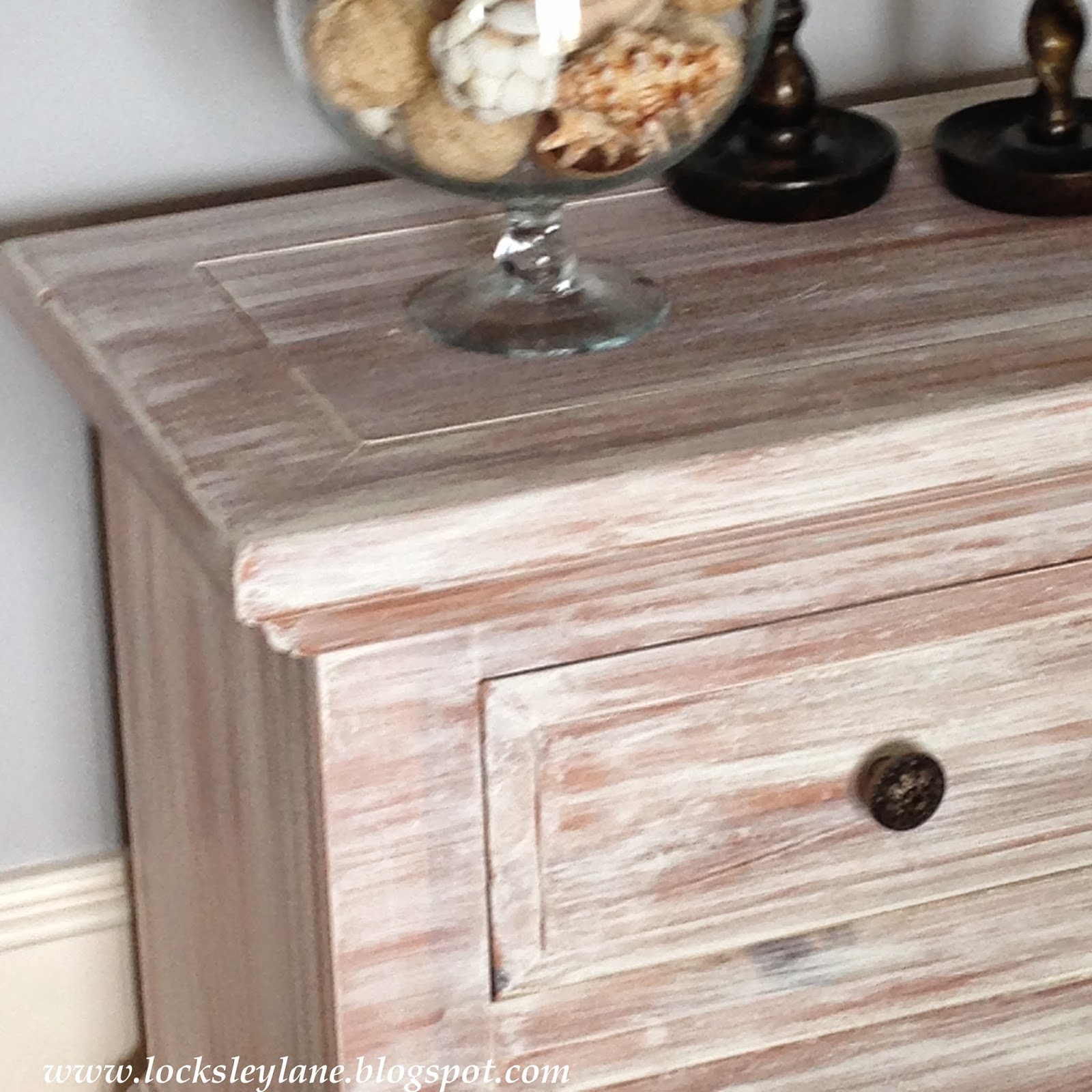 Locksley Lane: White Wash On Wood
