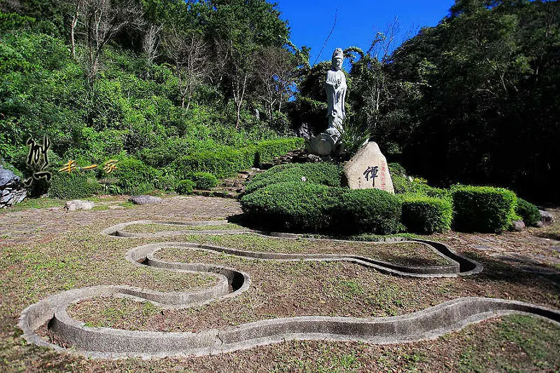 天空步道|莫那魯道巨人像|賽德克故事館|滴水觀音|泰雅渡假村|南投私房景點