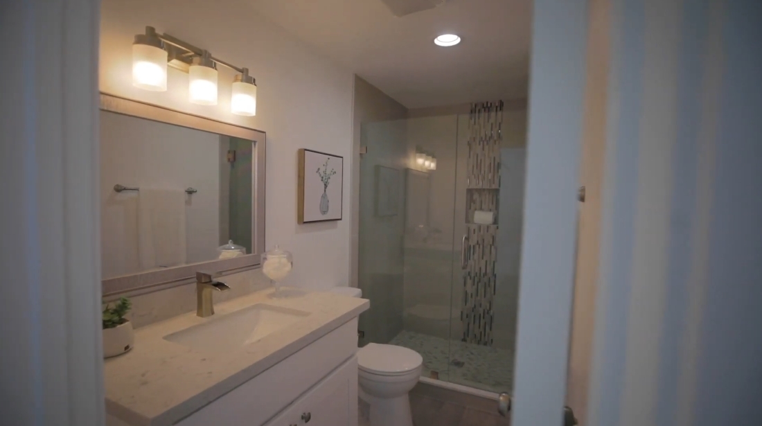 14 Interior Design Photos vs. 4709 Lindblade Dr, Culver City, CA Luxury Home Tour