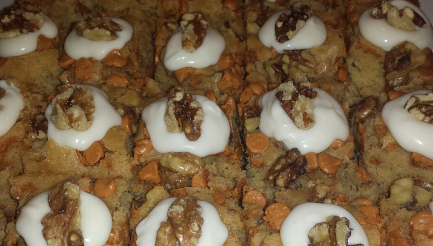 Rebecca's Amazing Creations Walnut Butterscotch Bars