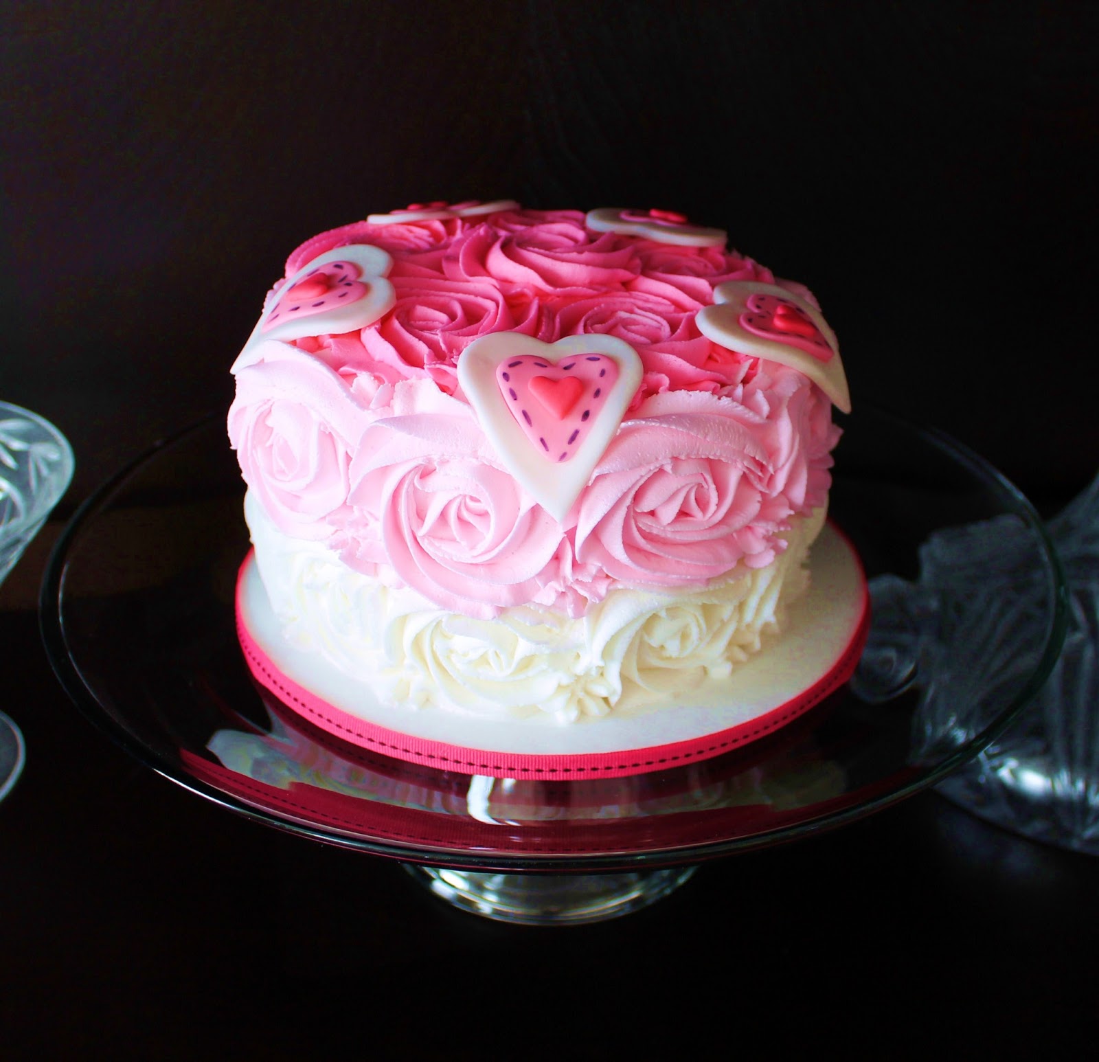 Creative Cakes by Lynn Valentine's Day Cake