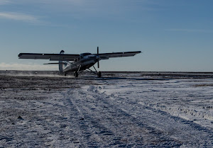 The Twin Otter arriving to pick us up