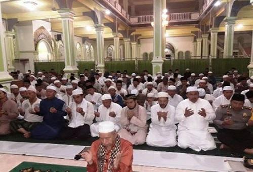Doa shalat Tarawih, Witir, Dzikir Sesudahnya dan Artinya ~ WONG SANTUN