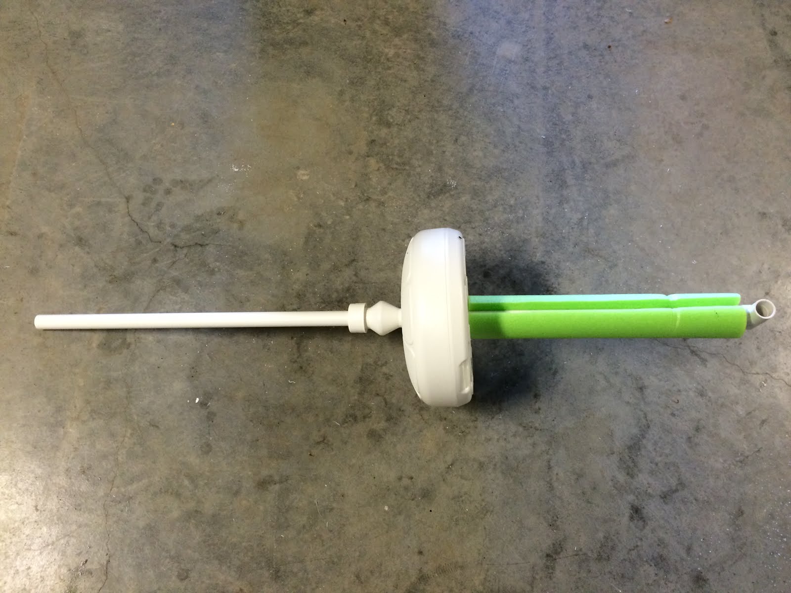 How to build a Floating Pool Umbrella....CHEAP! Follow these