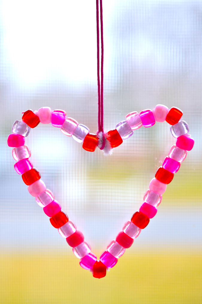 Valentine Crafts for Toddlers' Fine Motor Skills — My Baby ...
