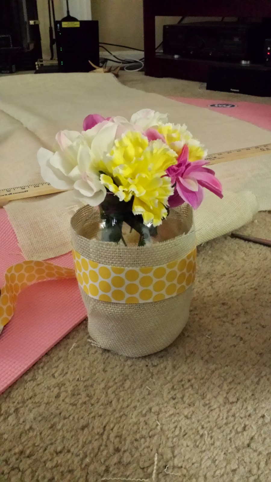 Elle's Crafty Space DIY Burlap flower vase arrangement.
