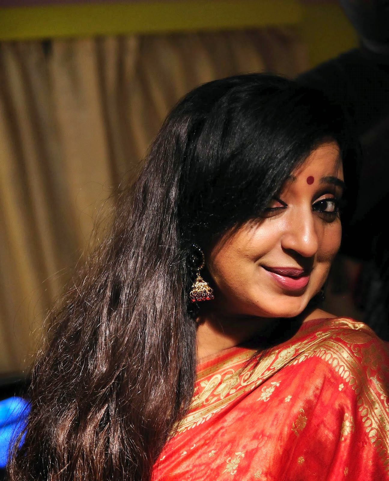 Hot Photos of Mallu Actress Sona Nair 