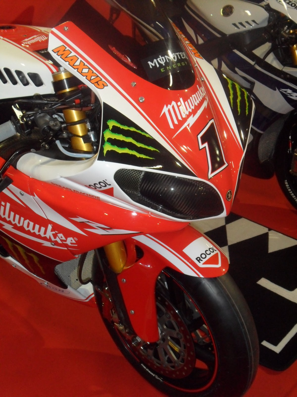 slice of buff: SMR Milwaukee Yamaha R1