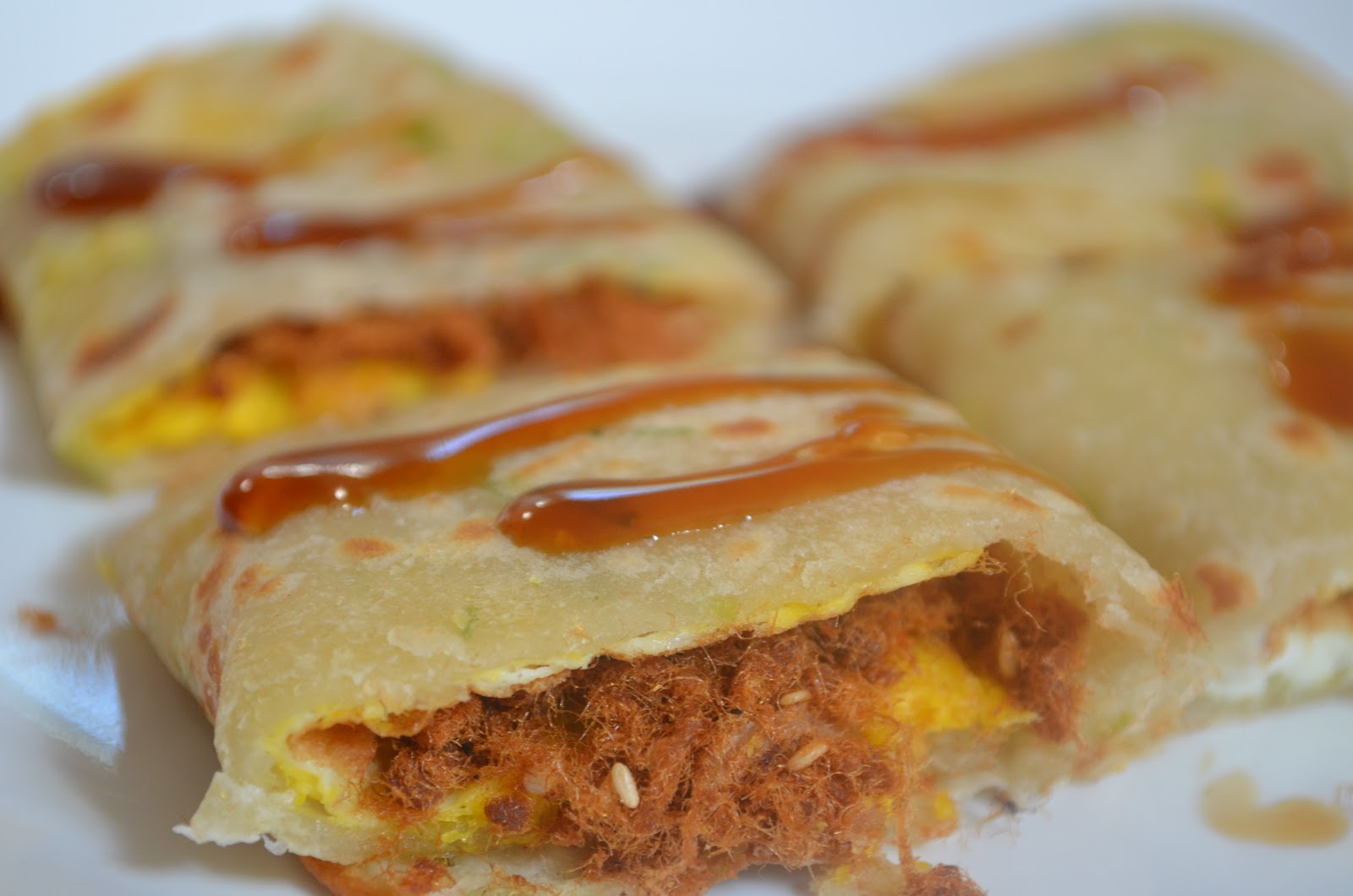 Peggy @ Baking House: Ground pork with Egg pancake