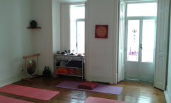 VISITE A NOSSA PÁGINA: www.centropadmayoga.com