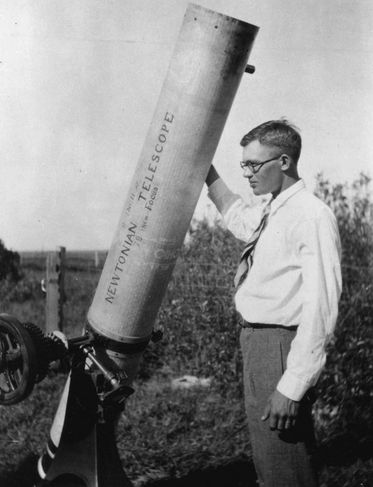 No Shortage of Dreams Clyde Tombaugh's Vision of Mars (1959)