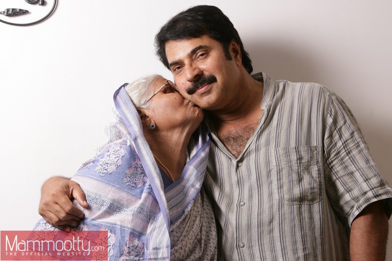 Malayalam Actor Mammootty with Mother Fatima | Malayalam Actor Mammootty Family Photos | Real-Life Photos