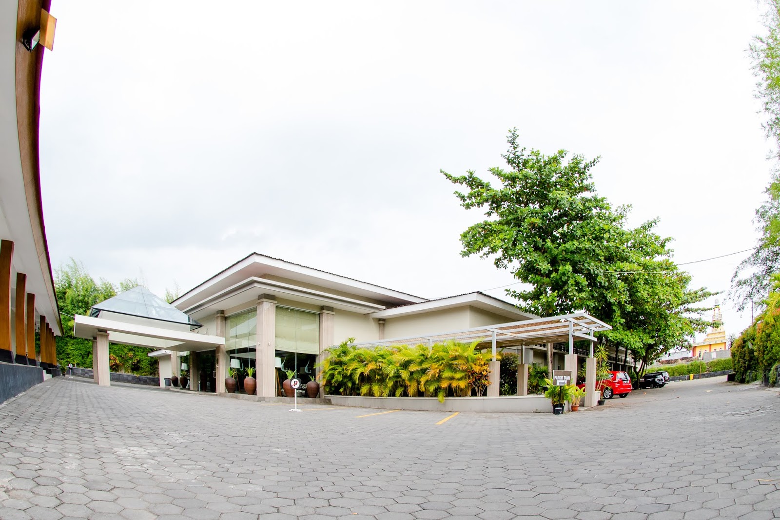 Hotel di Jogja, Ayola Tasneem Convention Hotel Yogyakarta (Hotel Review
