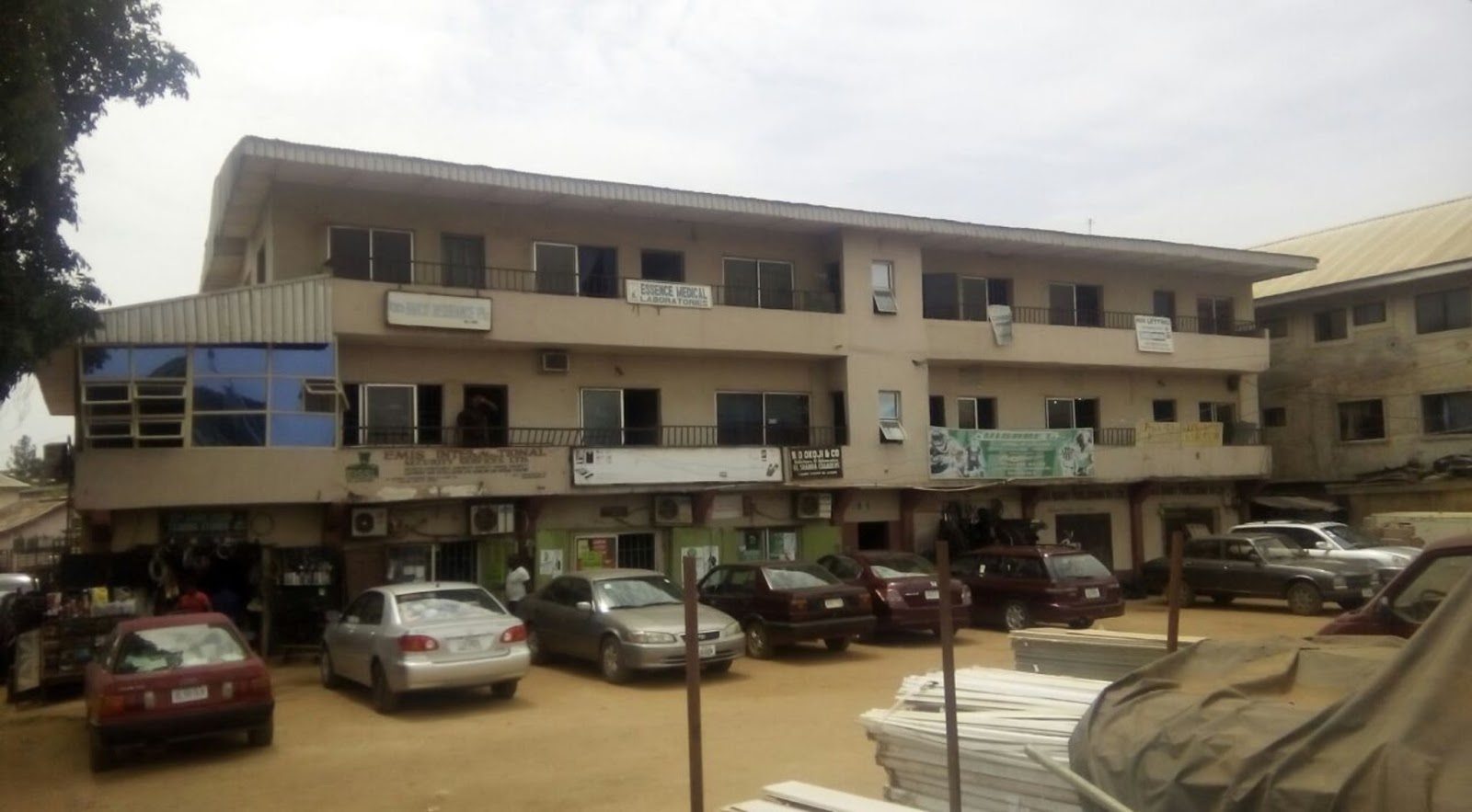 Johnbull Amayaevbo & Co. PROPERTIES TO LET IN ASABA OFFICE