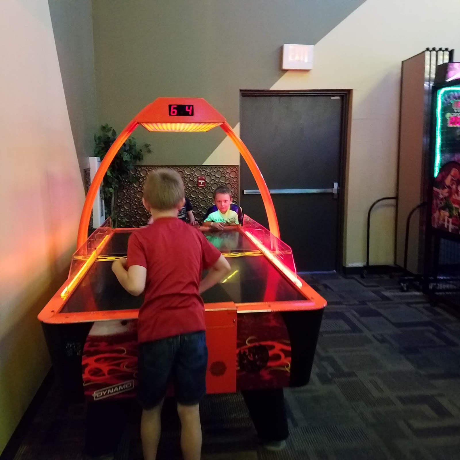 Play St. Louis Edison's Entertainment Complex, Edwardsville