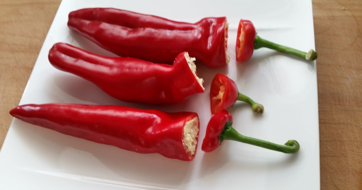 GrillerTimo // Meine Grillwelt: Spitzpaprika mit Schafskäsefüllung