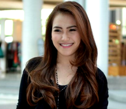 Model Rambut Ayu Ting Ting 2017 Paling Keren dan Cantik | Model Batik