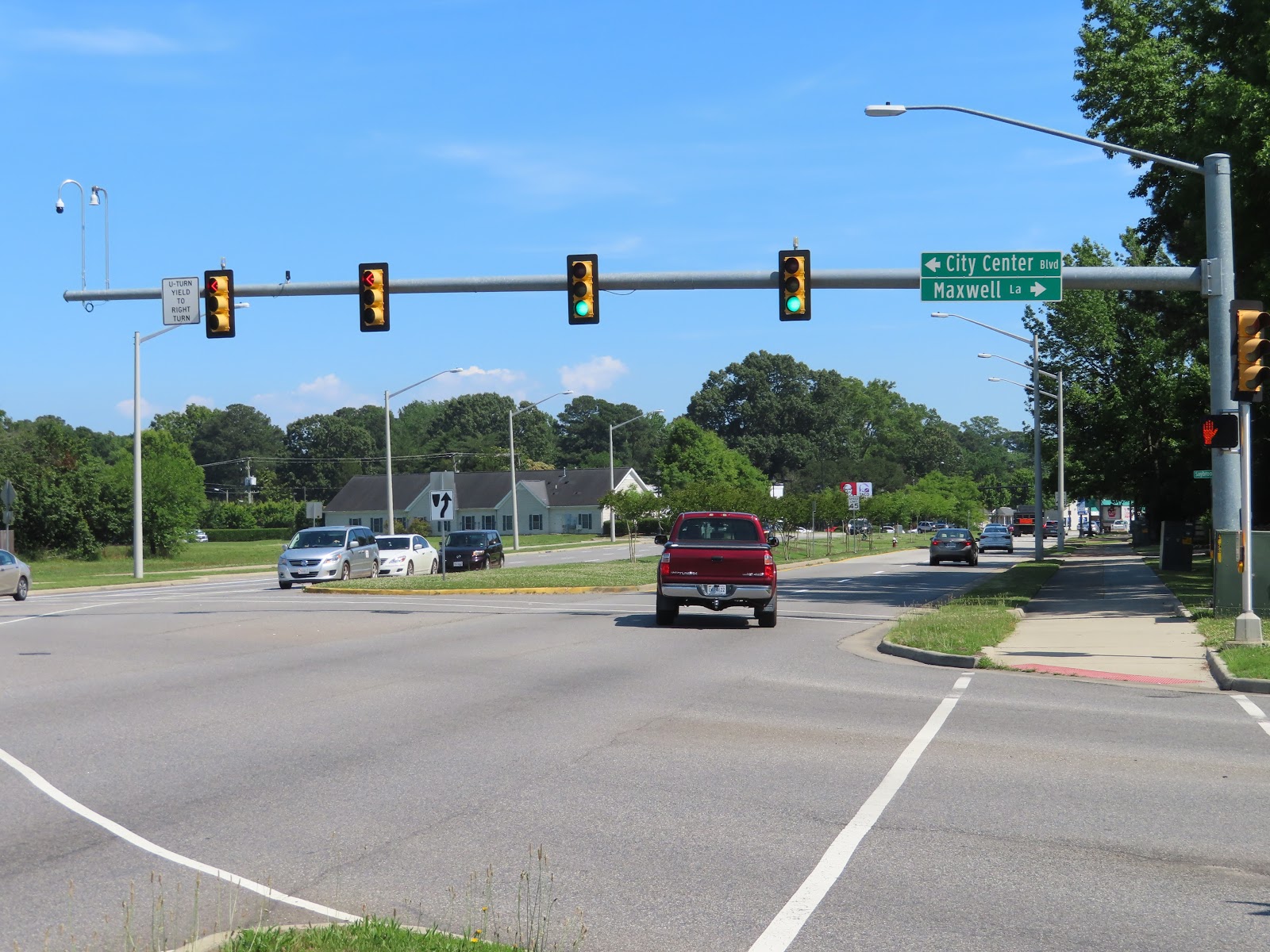 Luke's Signs Warwick Boulevard & Maxwell Lane Newport News, VA