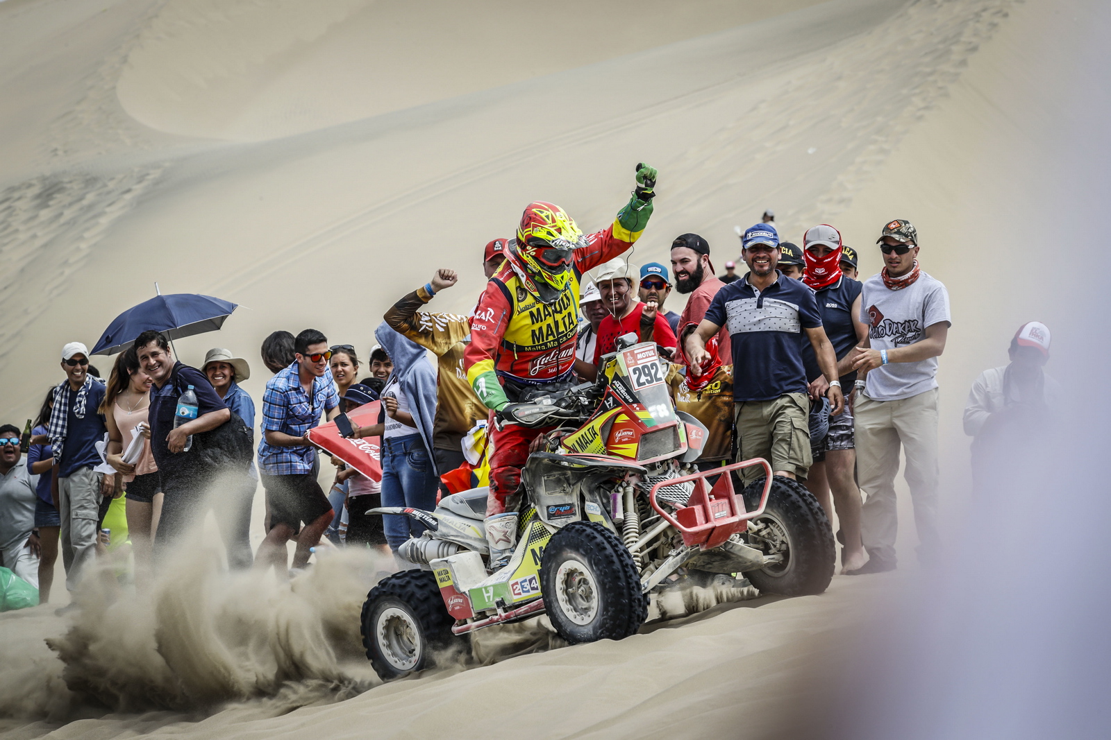 Этапы ралли. Мотоцикл подготовленный для участия в ралли Дакар. Paris Dakar 2018 BRUYNO.