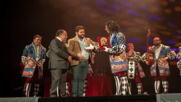 La Junta destaca su apuesta por el Carnaval de Cádiz como recurso turístico La Junta destaca su apuesta por el Carnaval de Cádiz como recurso turístico