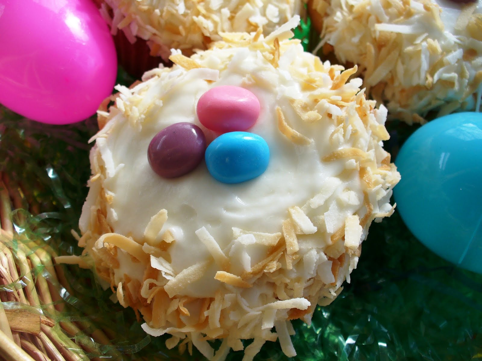Leenee's Sweetest Delights: Easter Coconut Cupcakes