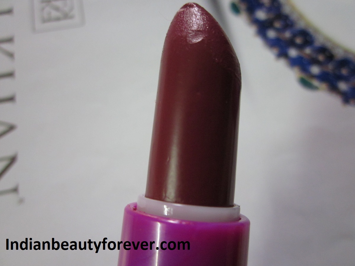 Avon Simply pretty Lipstick Sangria Review and Swatches