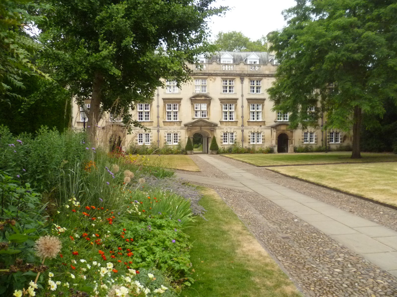 Worcester College Gardeners 2009 2018 A Visit To Christ S College