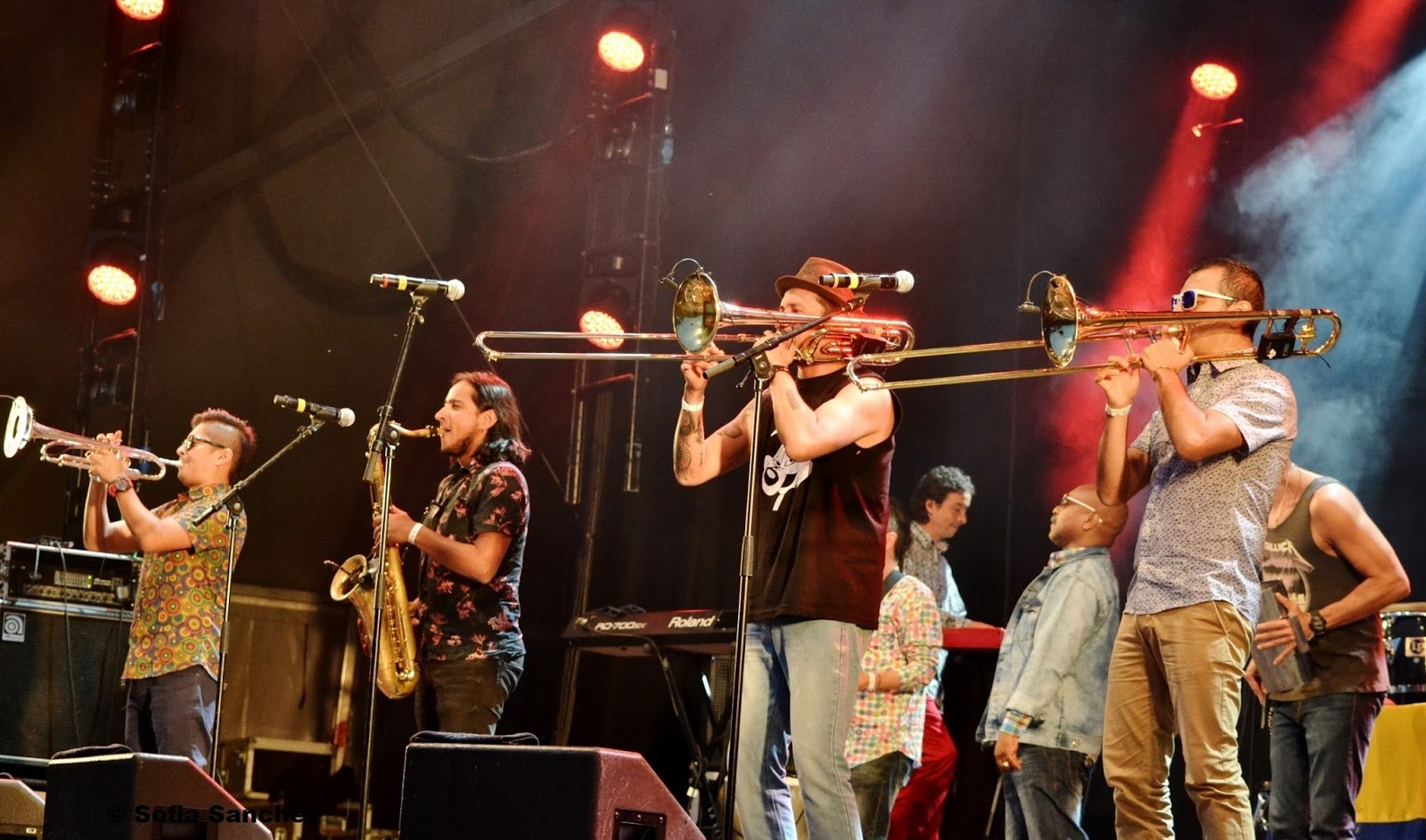 News from Europe and Latin America Concierto de la Orquesta La 33 en