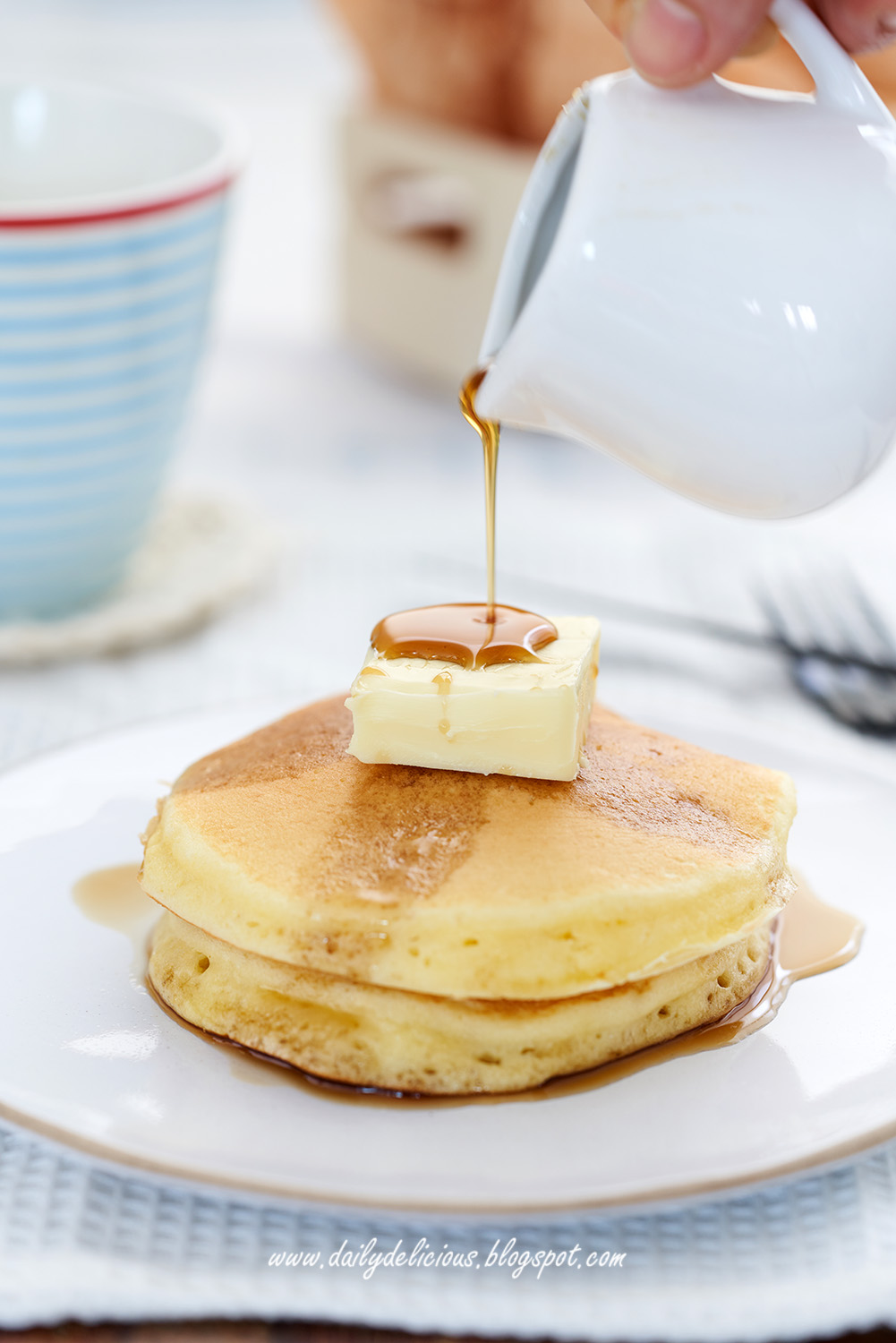 dailydelicious Fluffy Yogurt Pancakes