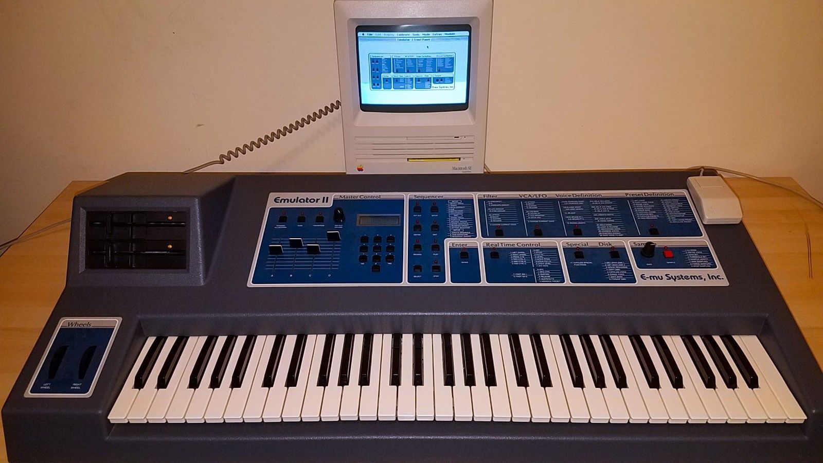 MATRIXSYNTH EMU Emulator II Sampling Synthesizer w/ Macintosh Library