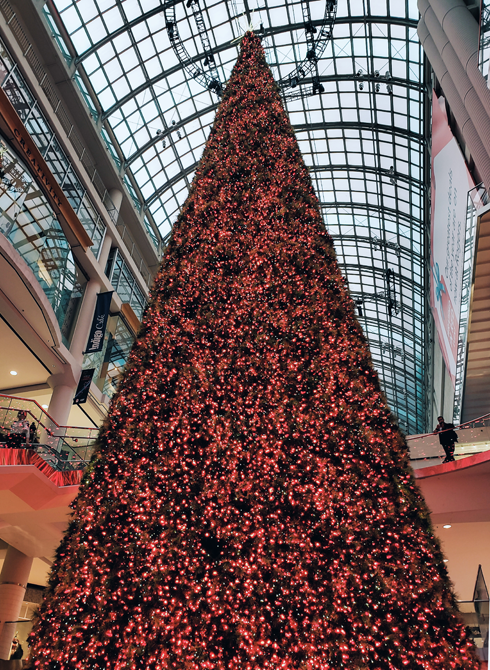 Eaton Centre Christmas Tree Toronto