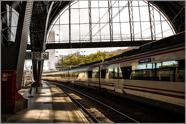 Barcelona: Salida (ferroviaria) de la Estación de Francia