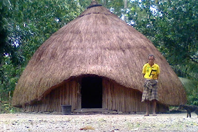 rumah ume kbubu NTT rumah ume kbubu NTT
