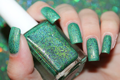 Swatch of the nail polish "Frankenslime 2014" by Glam Polish