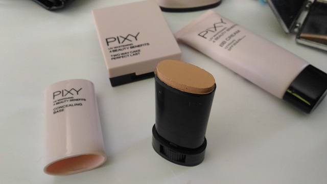 PIXY CONCEALING BASE
