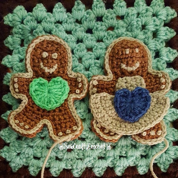 Crochet Gingerbread Stockings - Sew Crafty Crochet