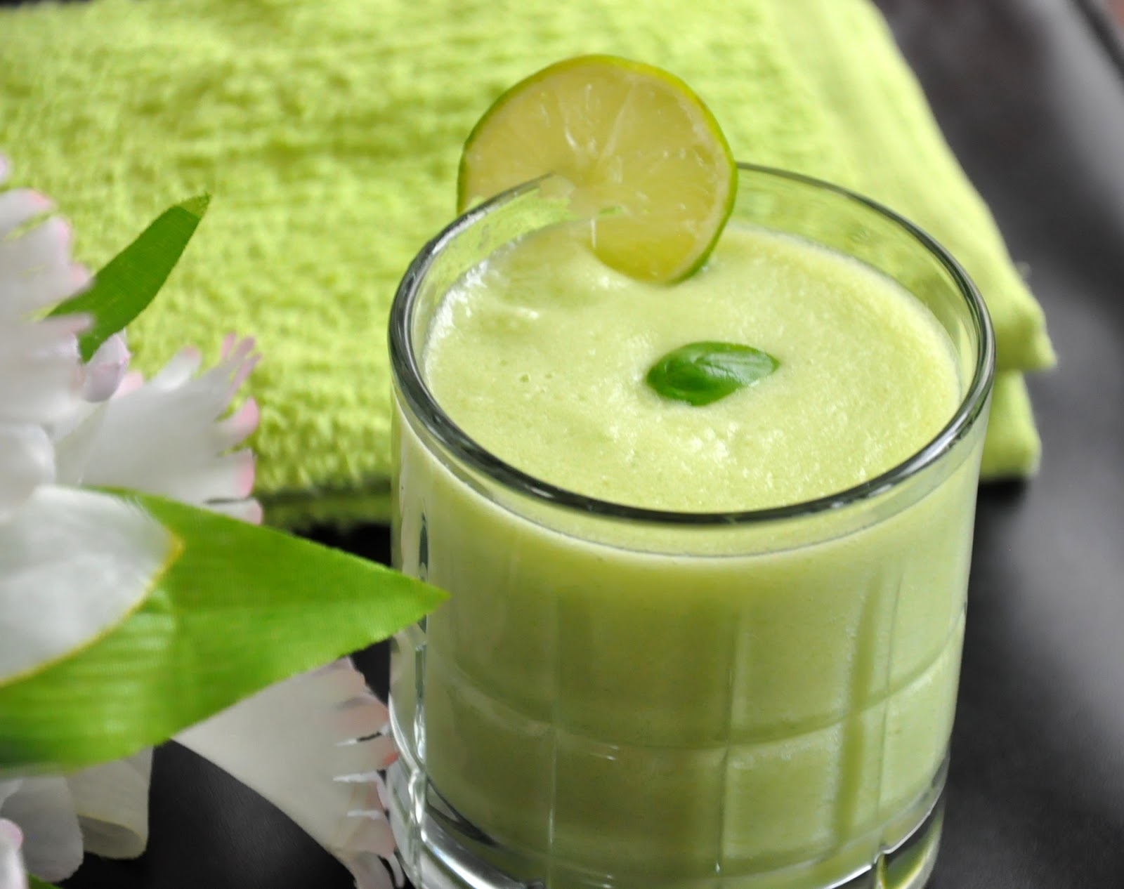 Praba's yummy experiments Honeydew Basil Lime Juice