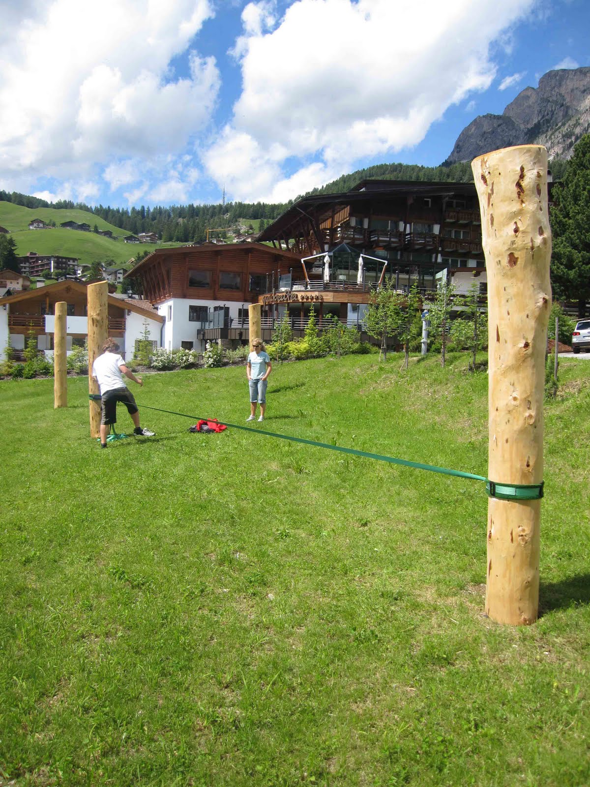 DOLOMITES Val Gardena Slackline park in Selva ENGLISH