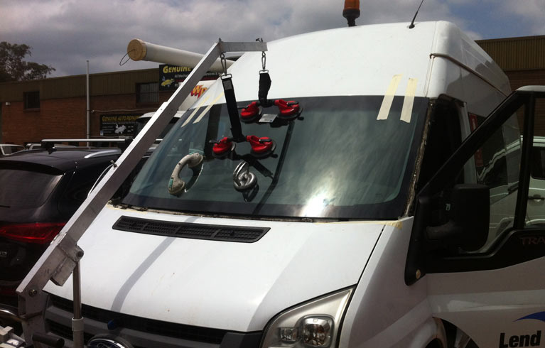 Work with an Accredited Company for Perfect Windscreen Replacement