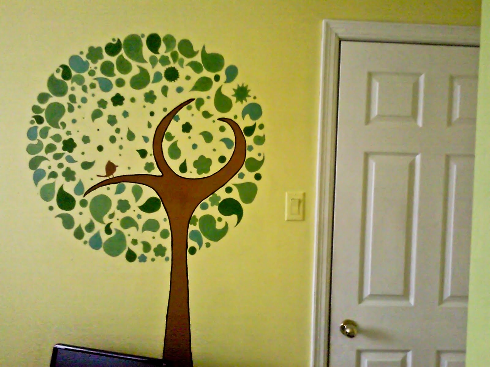 Makeup and Art Freak Tree wall painting