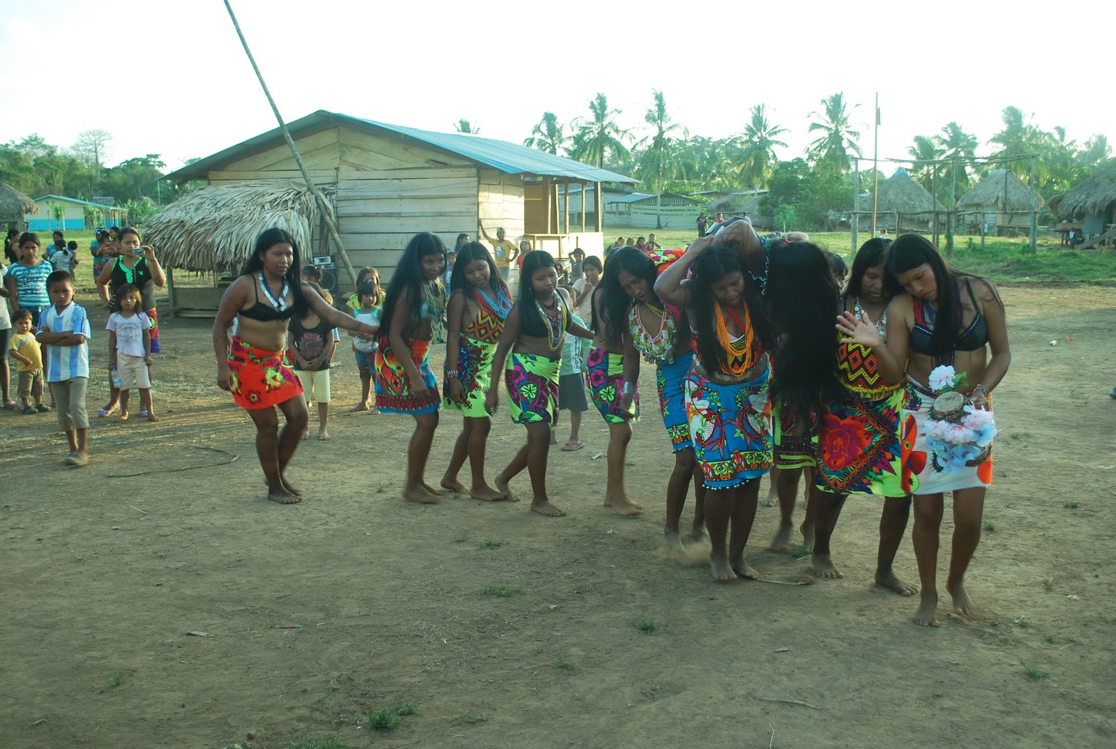 MOISES / CUERPO de PAZ / PANAMA EmberáWounaan Culture