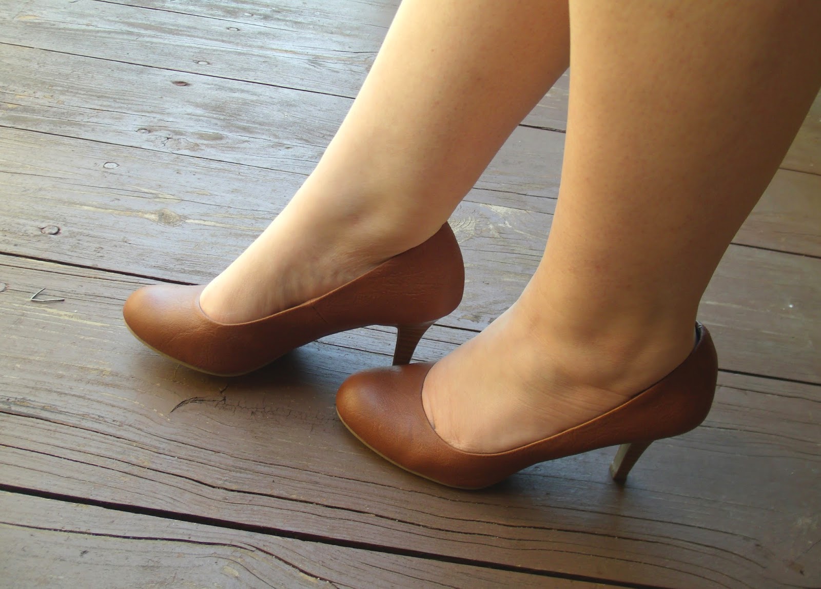 ... 21 { cute option } | Skirt: Francesca's { similar } | Heels: Payless