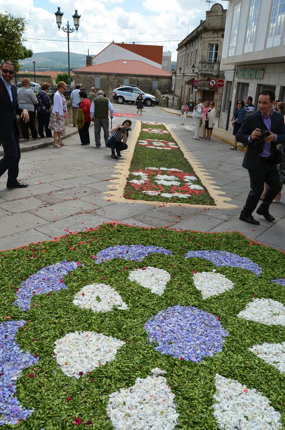 Parroquia San Rosendo de Celanova: Alfombras para el Corpus Christi