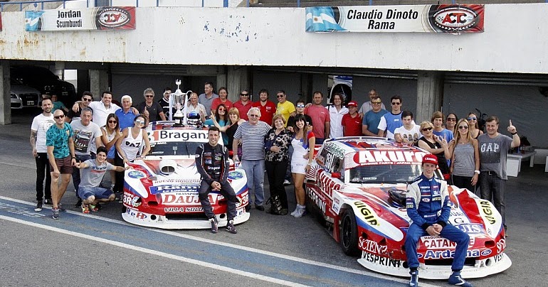 BOLUDEANDO CON LOS COCHES DE CARRERA - PITDF Periodismo ...