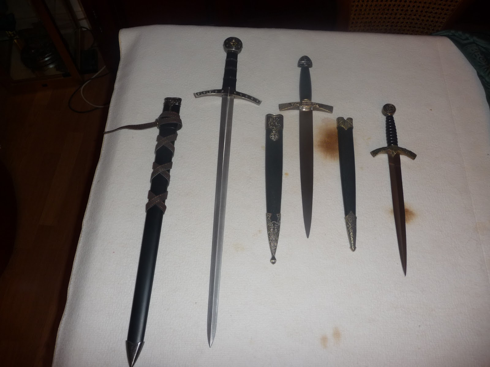 Au Temps du Moyen Âge Armes