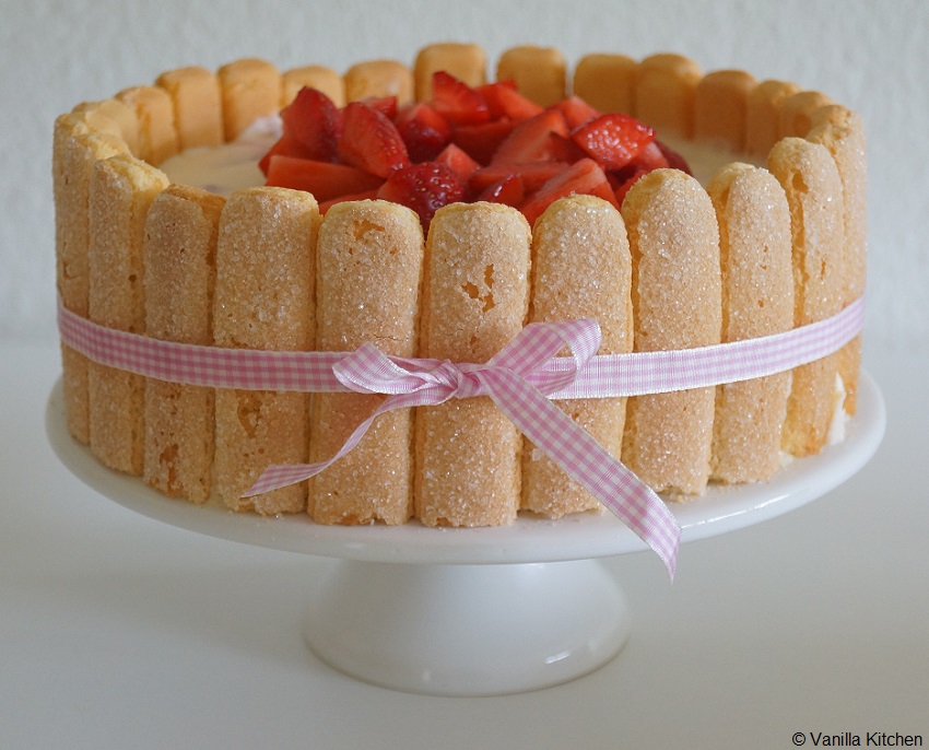 (no) plain Vanilla Kitchen: Einfach hübsch: die Erdbeer-Charlotte