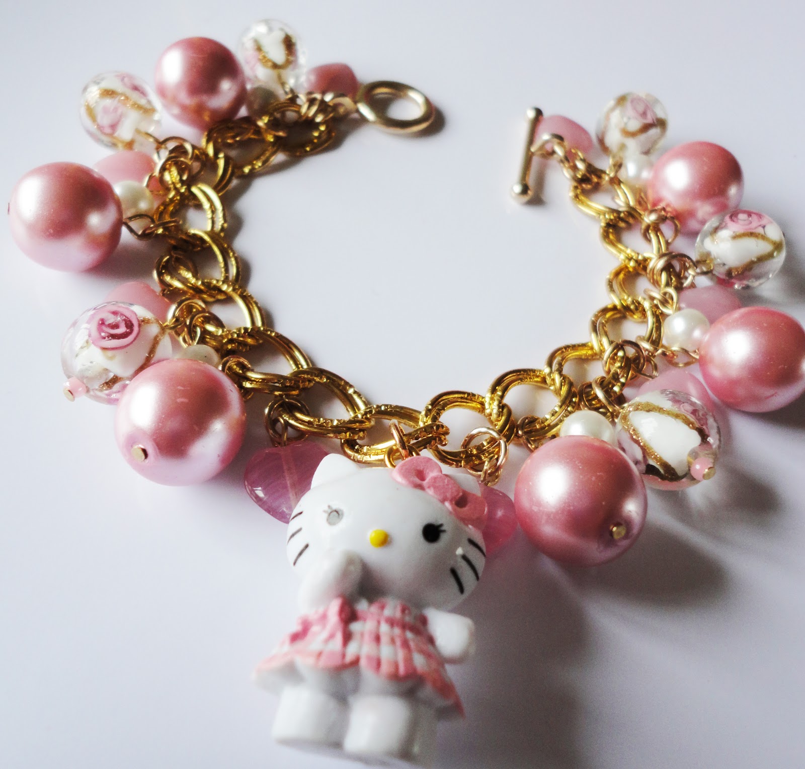 Kawaii Cutie Blog Hello Kitty Pinky Pearls and Rosie Pinks Charm Bracelet