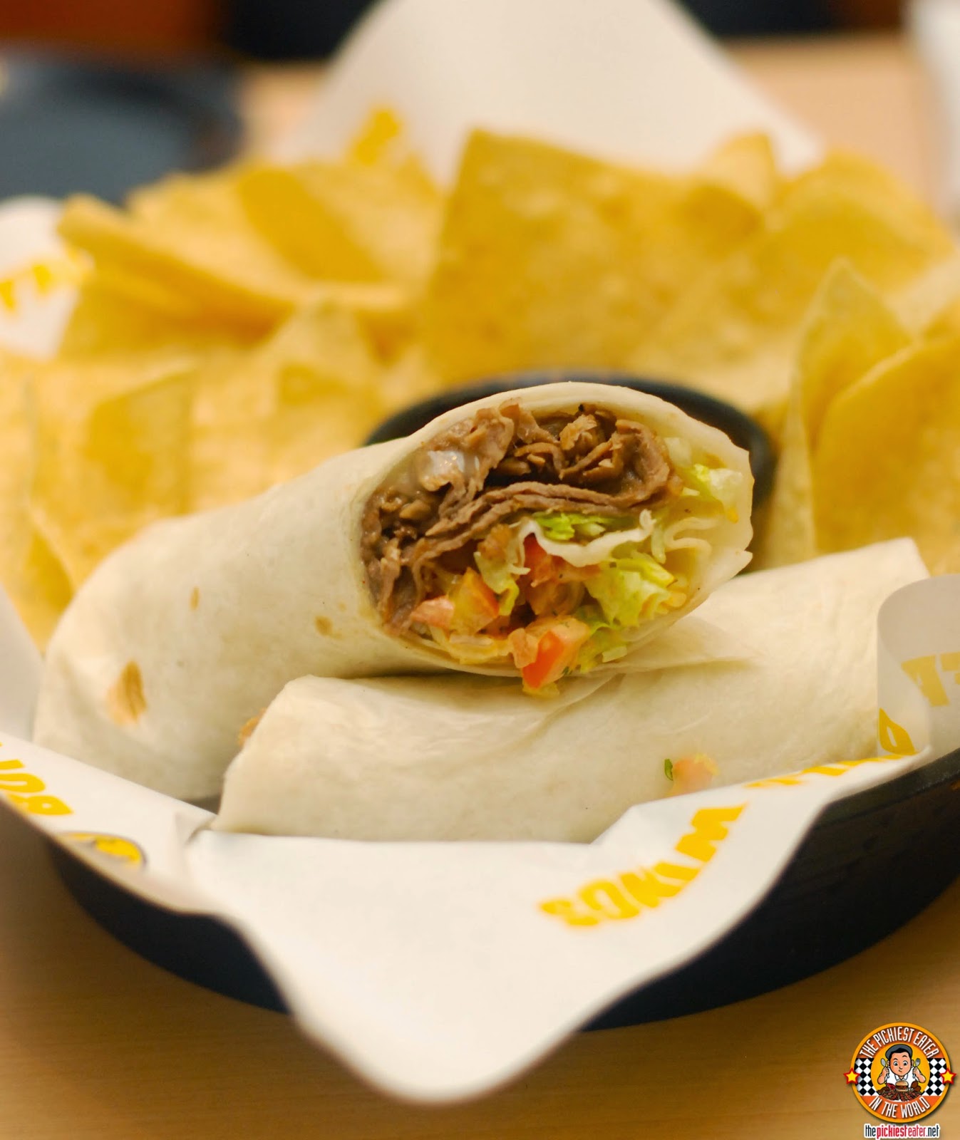 THE PICKIEST EATER IN THE WORLD GOING WILD AT BUFFALO WILD WINGS