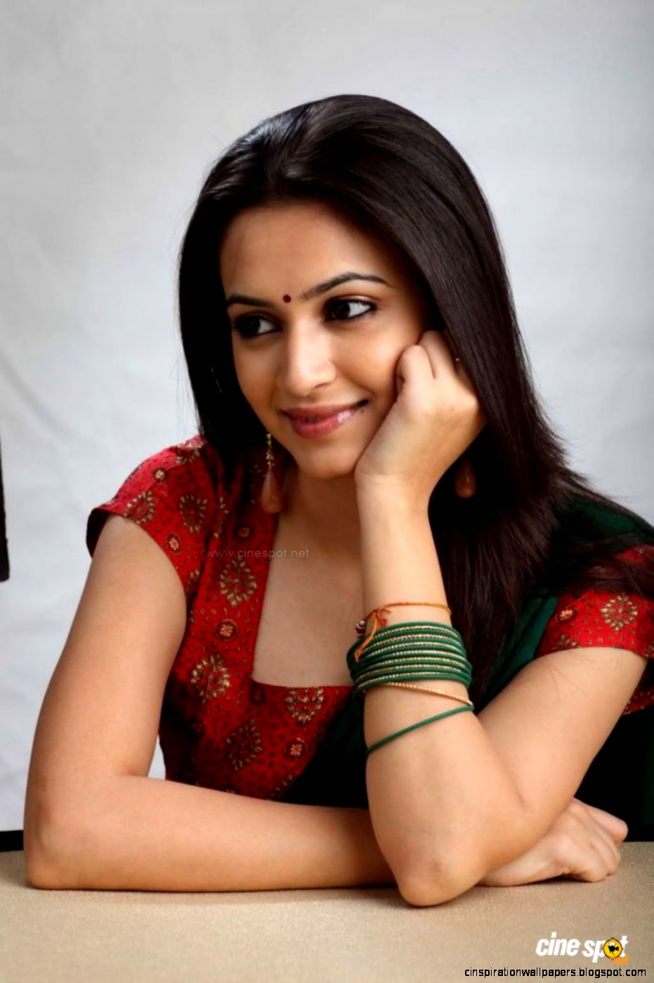 Kriti Karbanda hot stills  Movie Secret